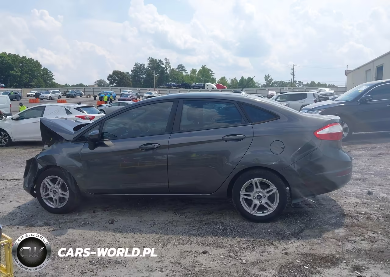 2018 Ford Fiesta Se VIN:3FADP4BJ1JM129685 - 14