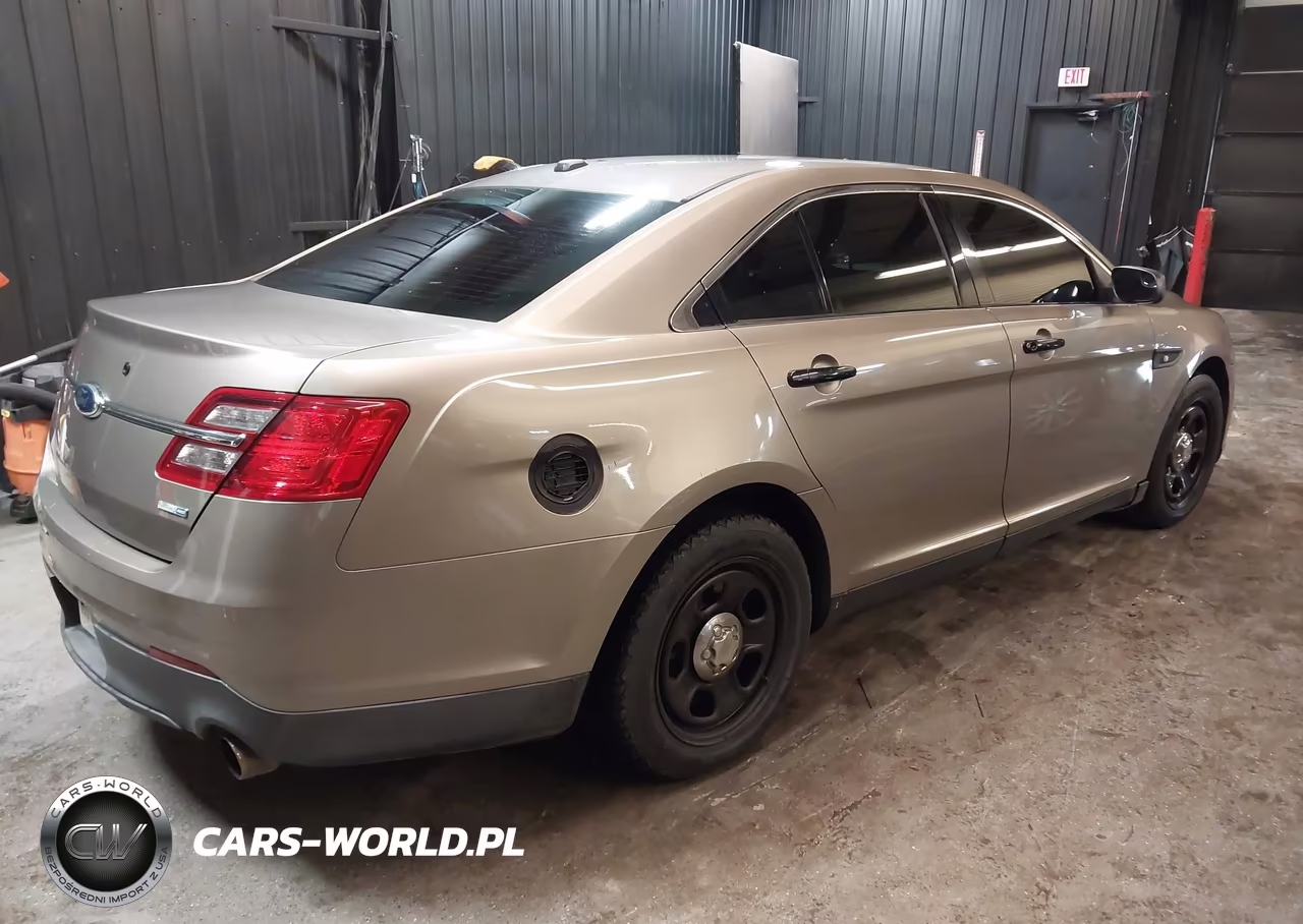 2013 Ford Taurus Police Interceptor VIN:1FAHP2M81DG124615 - 4