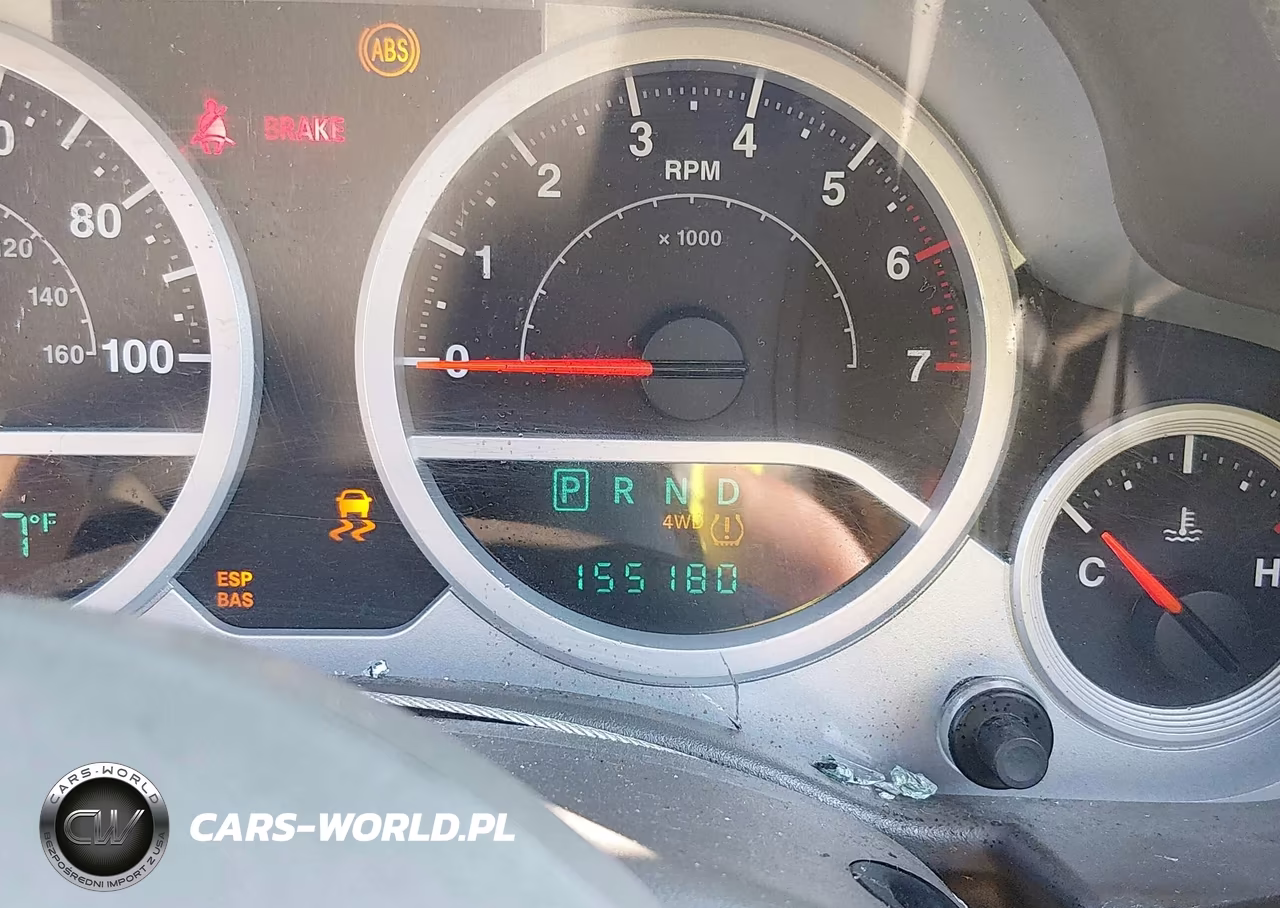 2010 Jeep Wrangler Unlimited Rubicon VIN:1J4BA6H16AL128937 - 15