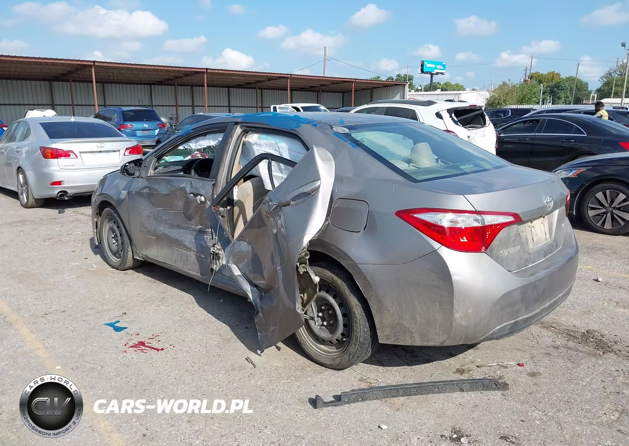 2015 Toyota Corolla Le VIN:5YFBURHE6FP291393 - 3