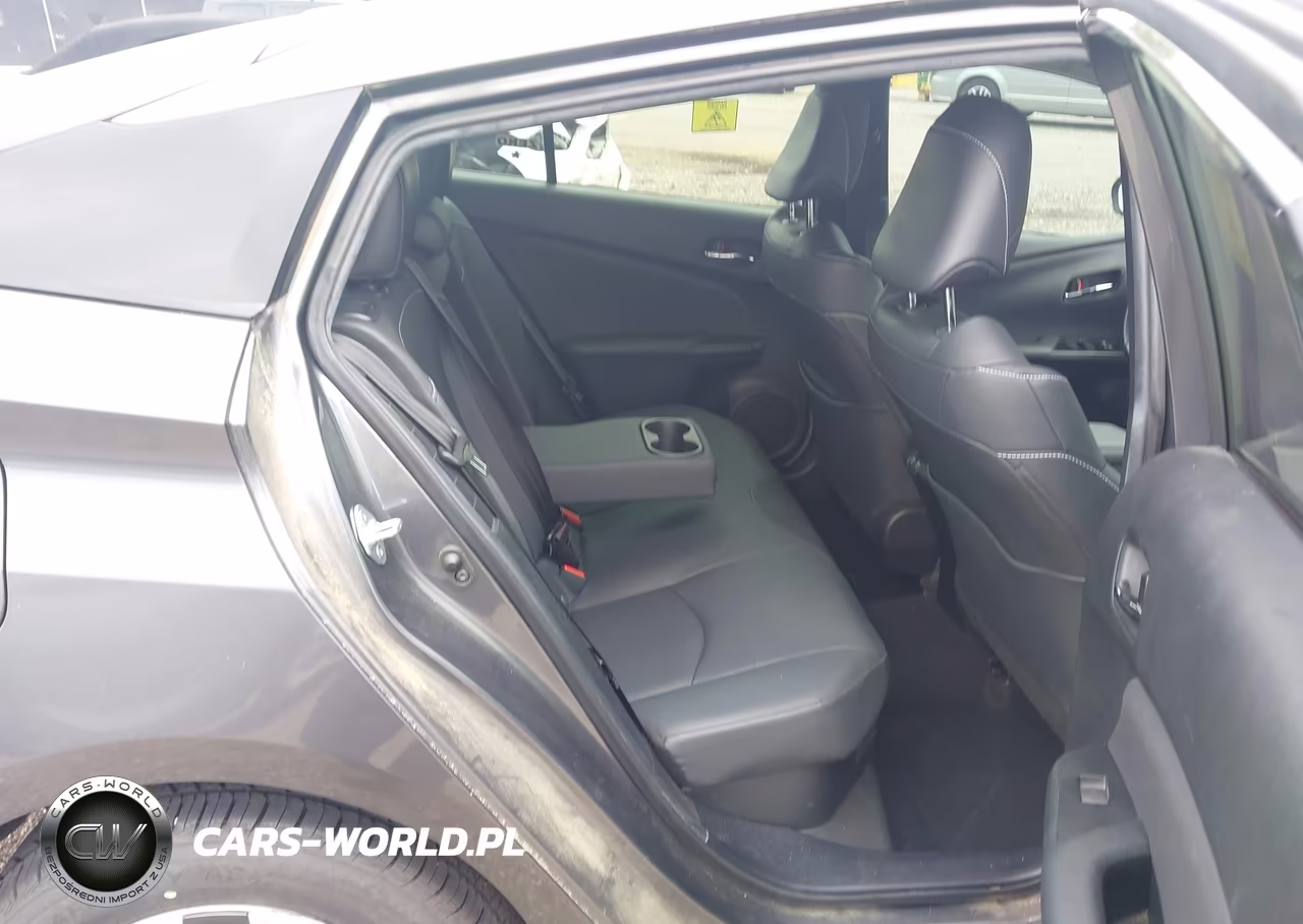 2021 Toyota Prius Prime Xle VIN:JTDKAMFP1M3190218 - 8