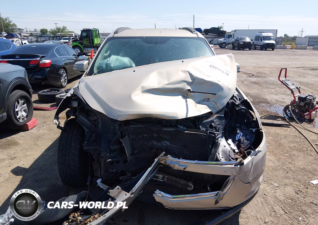 2010 Chevrolet Traverse Lt VIN:1GNLRFED9AS145116 - 12