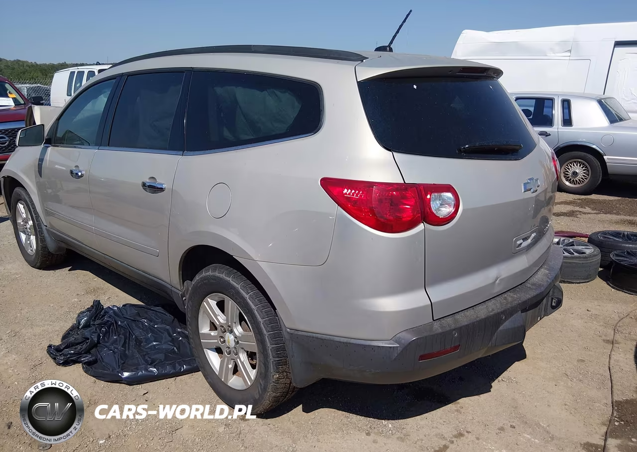 2010 Chevrolet Traverse Lt VIN:1GNLRFED9AS145116 - 3