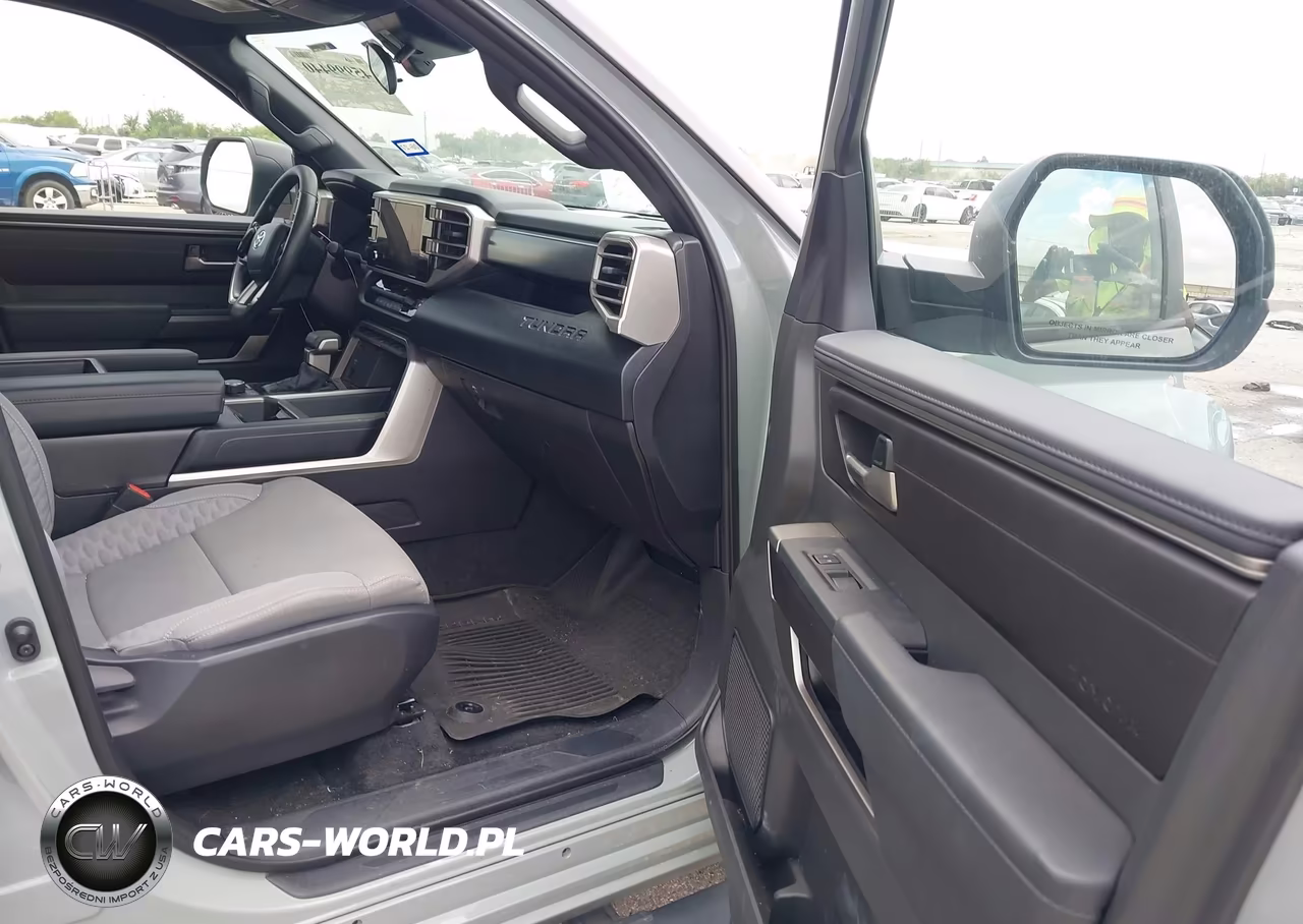2025 Toyota Tundra Sr5 VIN:5TFLA5DB6SX323773 - 5