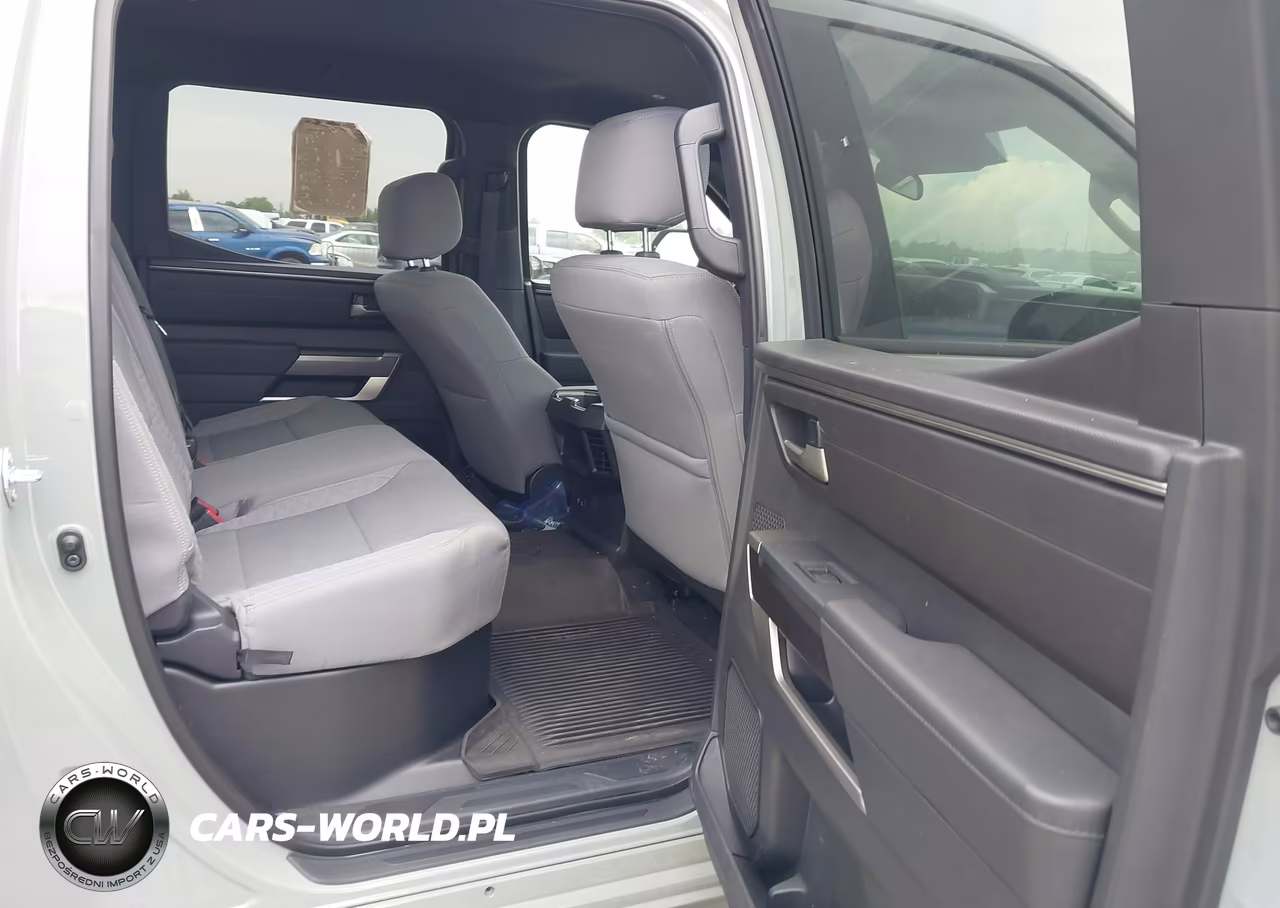 2025 Toyota Tundra Sr5 VIN:5TFLA5DB6SX323773 - 8