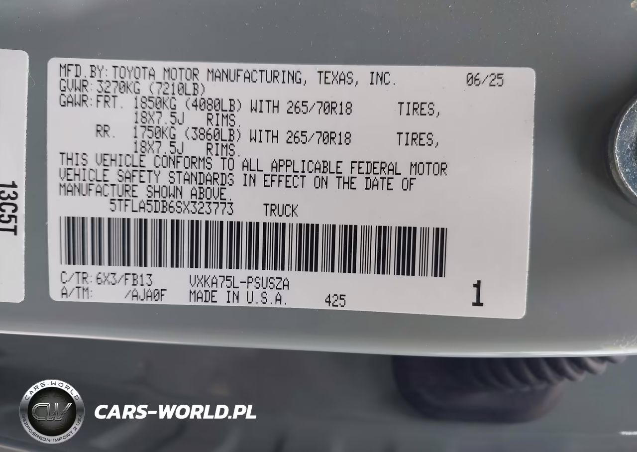 2025 Toyota Tundra Sr5 VIN:5TFLA5DB6SX323773 - 9