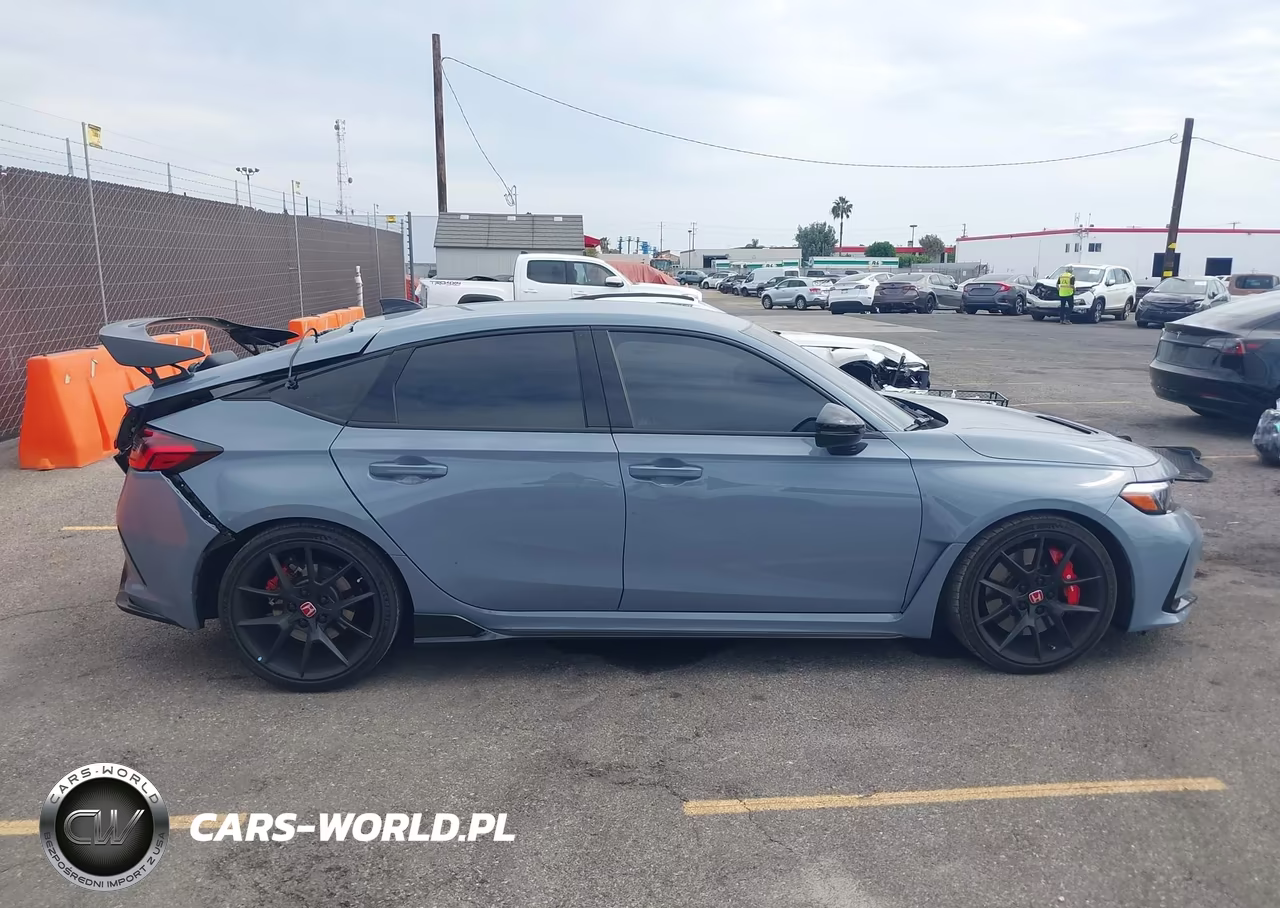 2025 Honda Civic Type R VIN:JHMFL5G48SX006550 - 13
