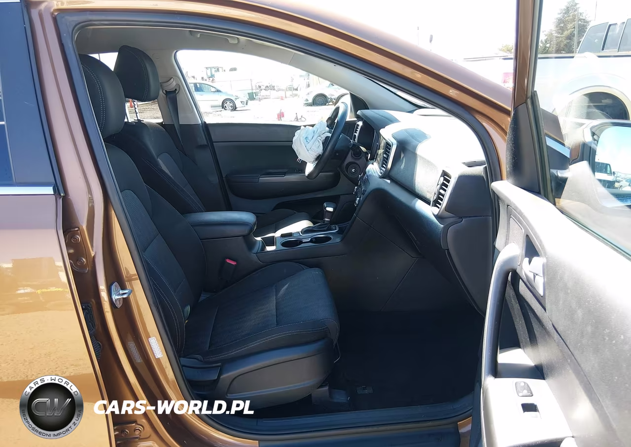 2021 Kia Sportage Lx VIN:KNDPMCAC8M7924387 - 5