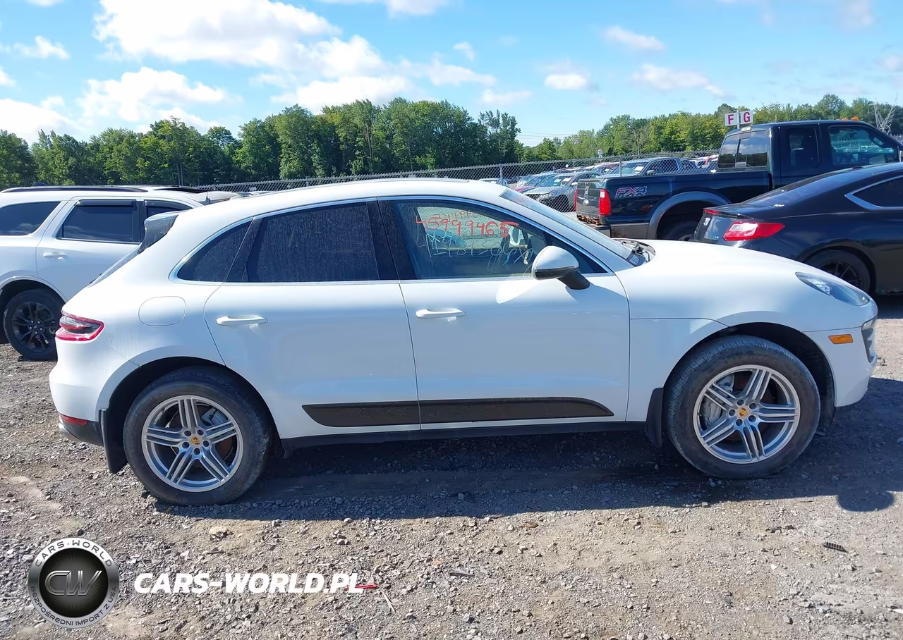 2017 Porsche Macan S VIN:WP1AB2A50HLB20183 - 13