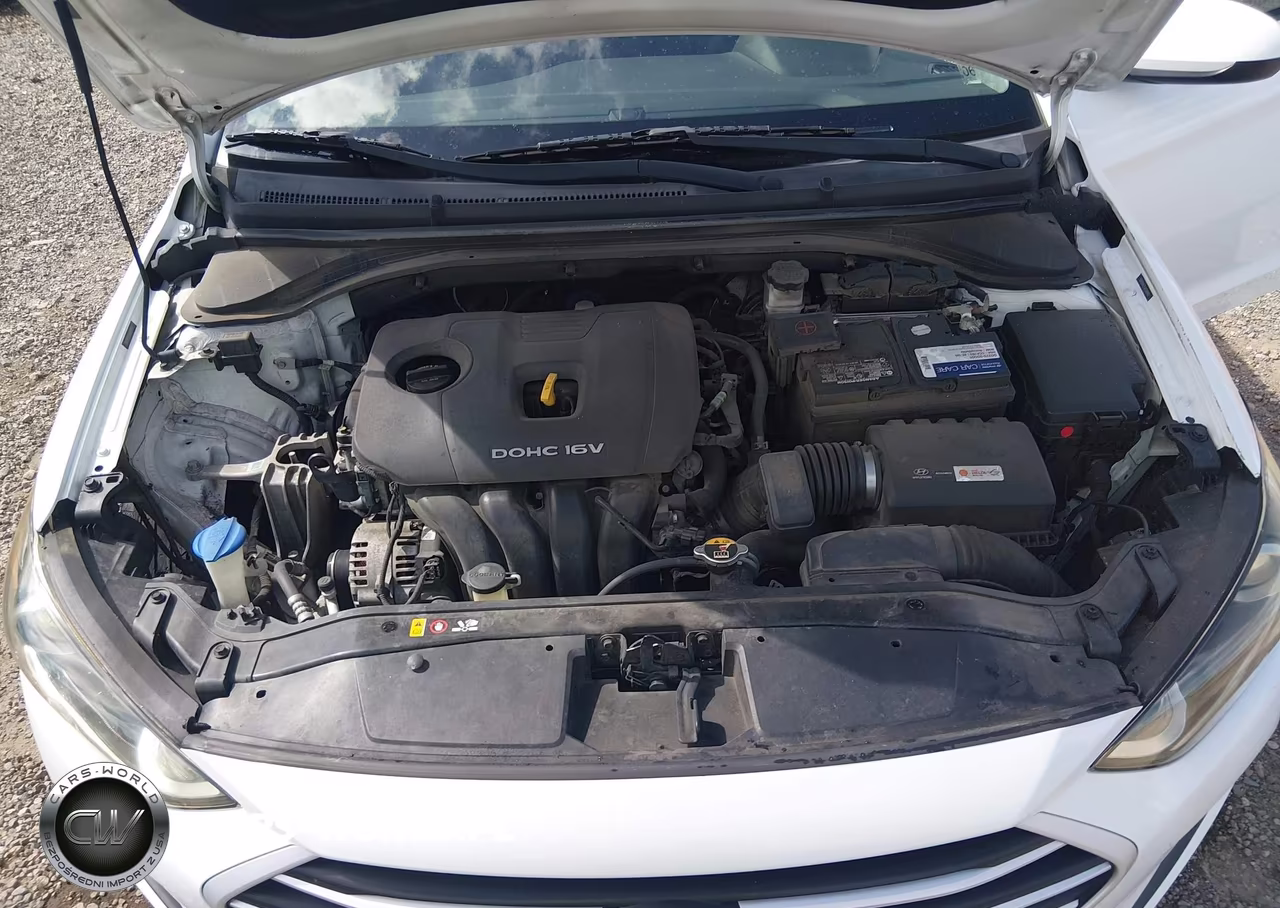2018 Hyundai Elantra Sel VIN:5NPD84LF5JH254860 - 10