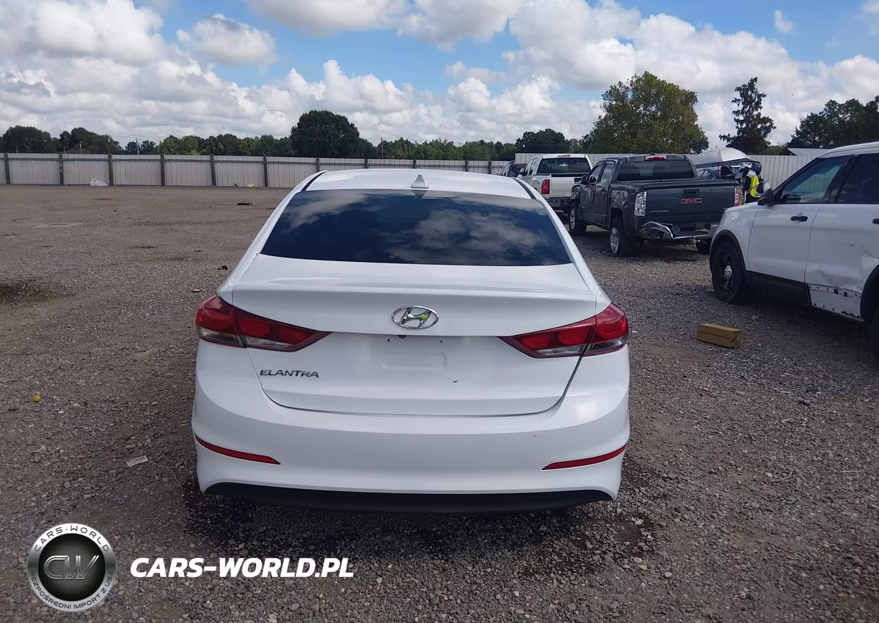 2018 Hyundai Elantra Sel VIN:5NPD84LF5JH254860 - 16