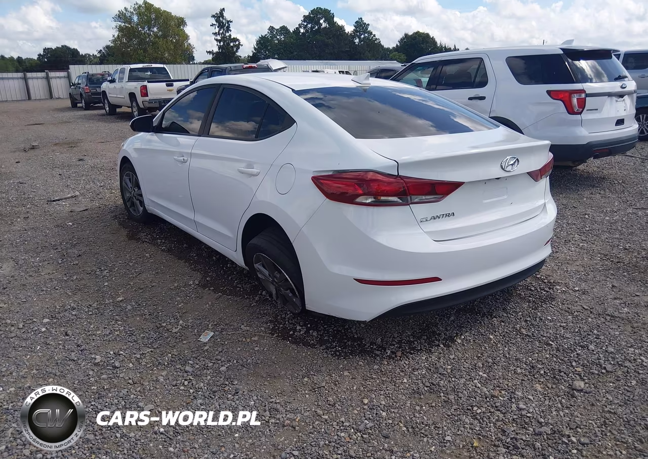 2018 Hyundai Elantra Sel VIN:5NPD84LF5JH254860 - 3