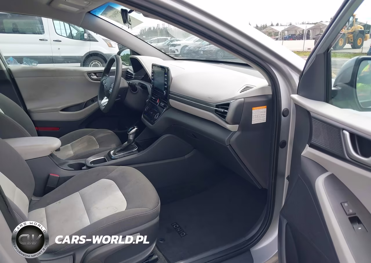2020 Hyundai Ioniq Hybrid Blue VIN:KMHC65LC8LU218131 - 5