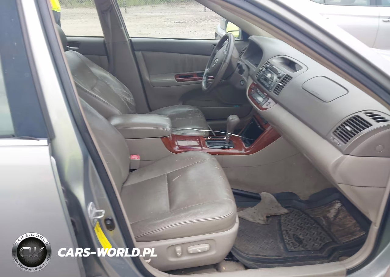 2005 Toyota Camry Xle VIN:4T1BE30K45U519514 - 5