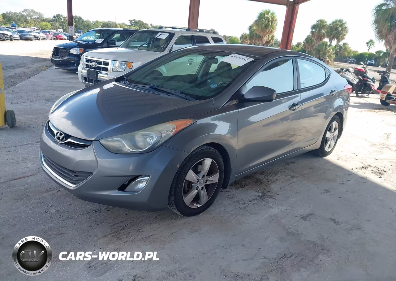 2013 Hyundai Elantra Gls VIN:5NPDH4AE5DH339745 - 2