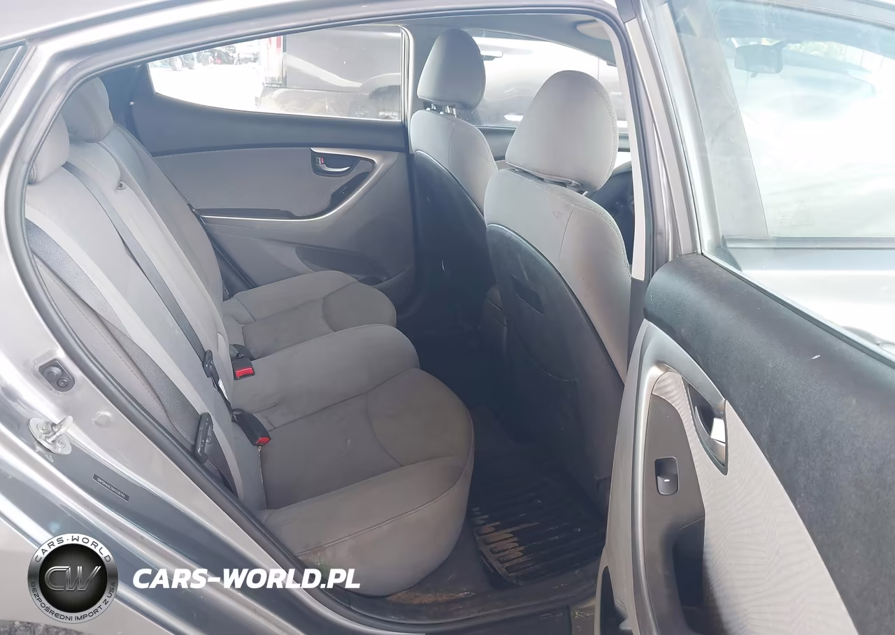 2013 Hyundai Elantra Gls VIN:5NPDH4AE5DH339745 - 8