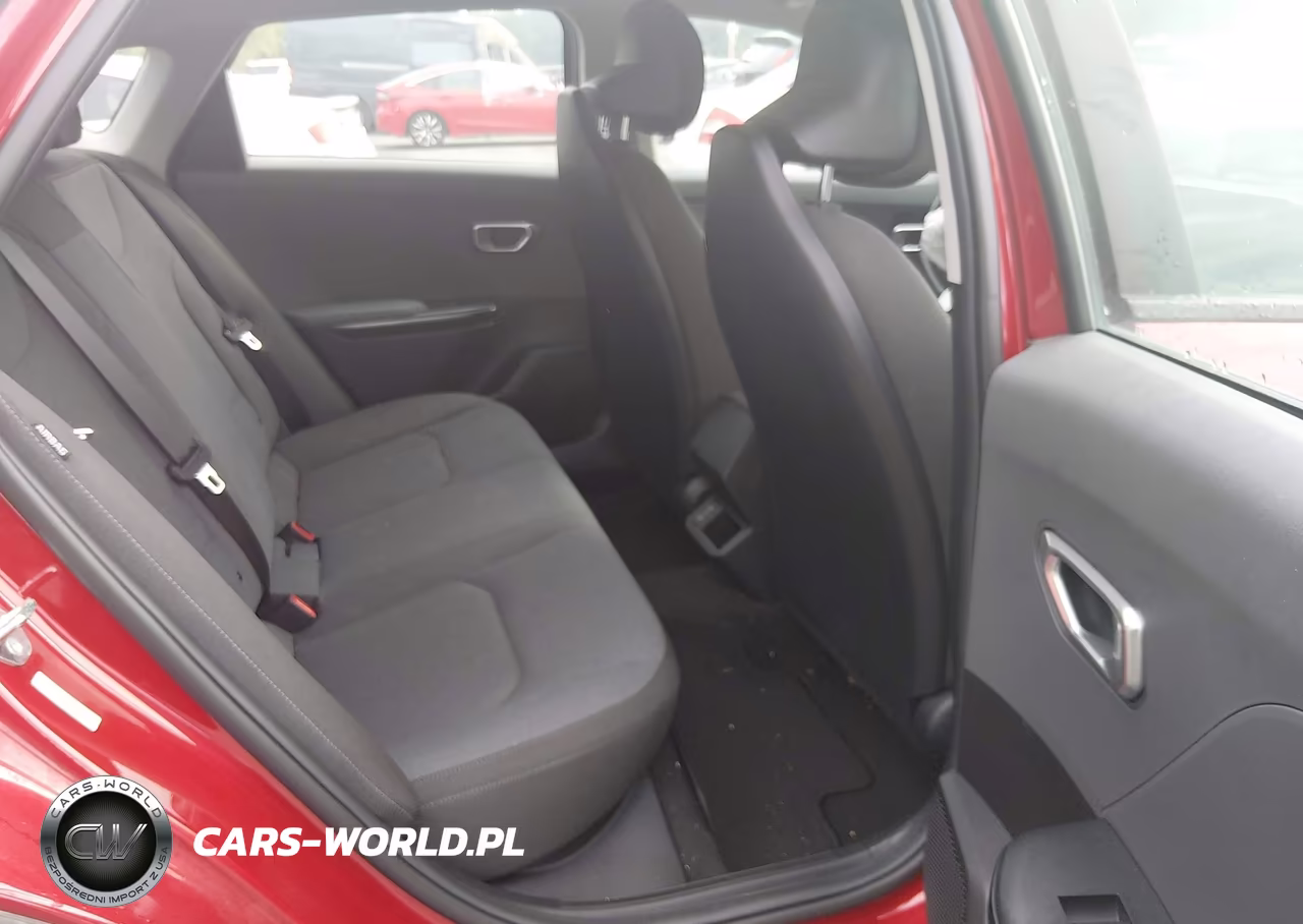 2025 Kia K4 Lxs VIN:3KPFT4DE6SE150574 - 8
