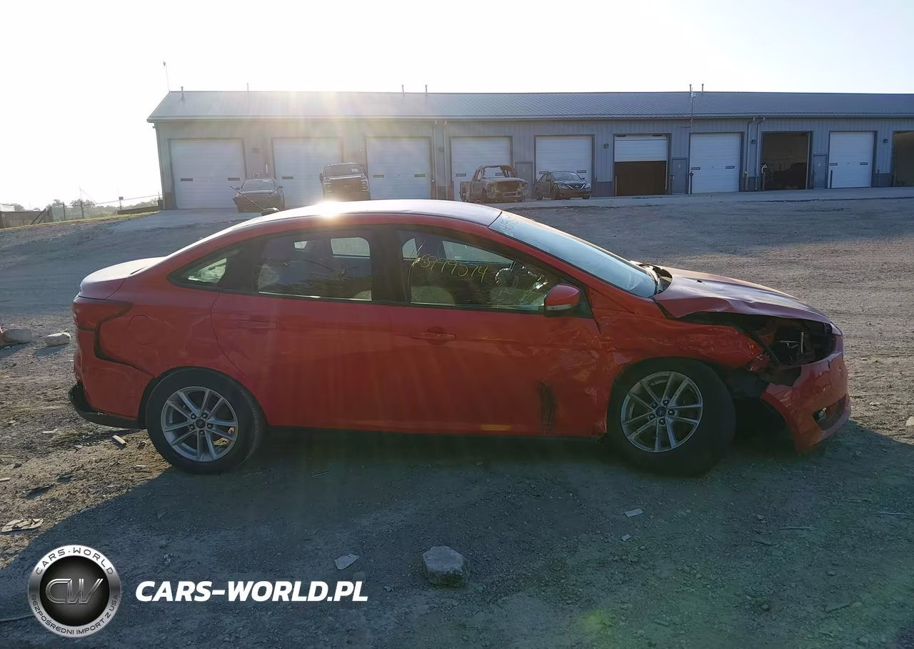 2017 Ford Focus Se VIN:1FADP3F24HL226176 - 14