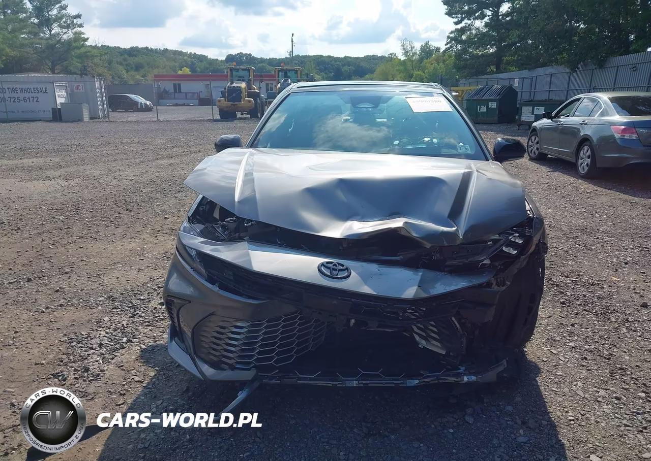 2025 Toyota Camry Xse VIN:4T1DAACK0SU623546 - 12