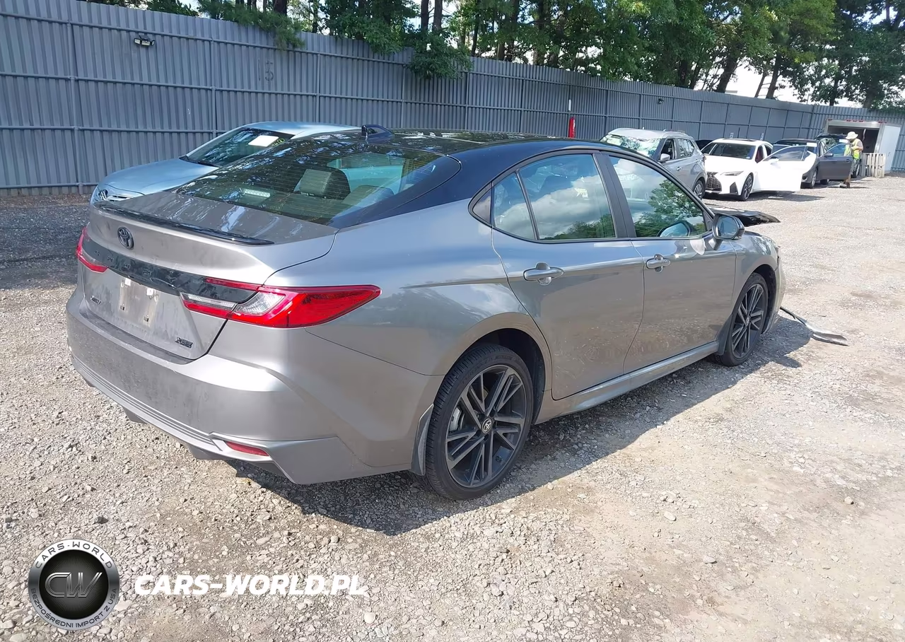 2025 Toyota Camry Xse VIN:4T1DAACK0SU623546 - 4