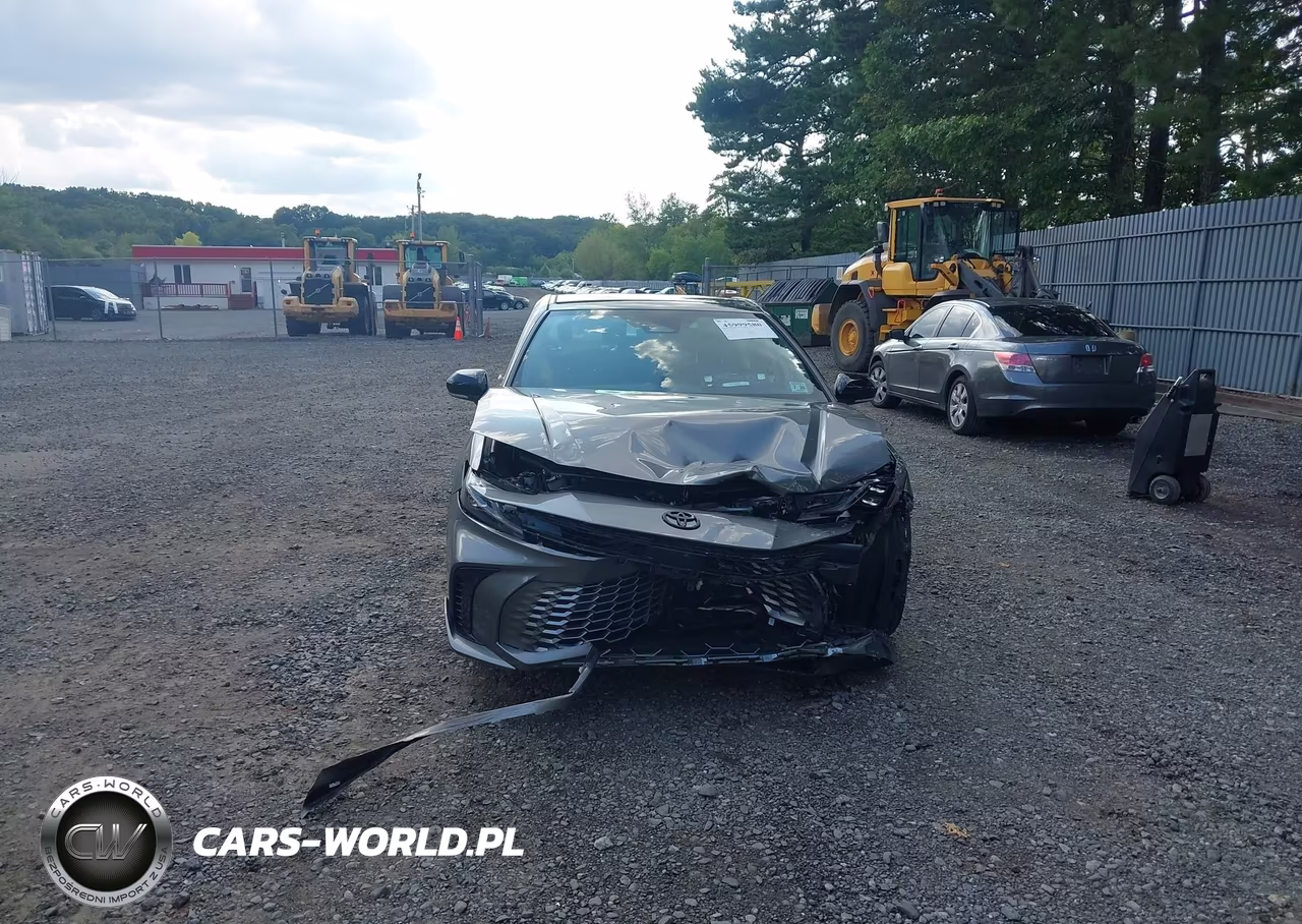 2025 Toyota Camry Xse VIN:4T1DAACK0SU623546 - 6