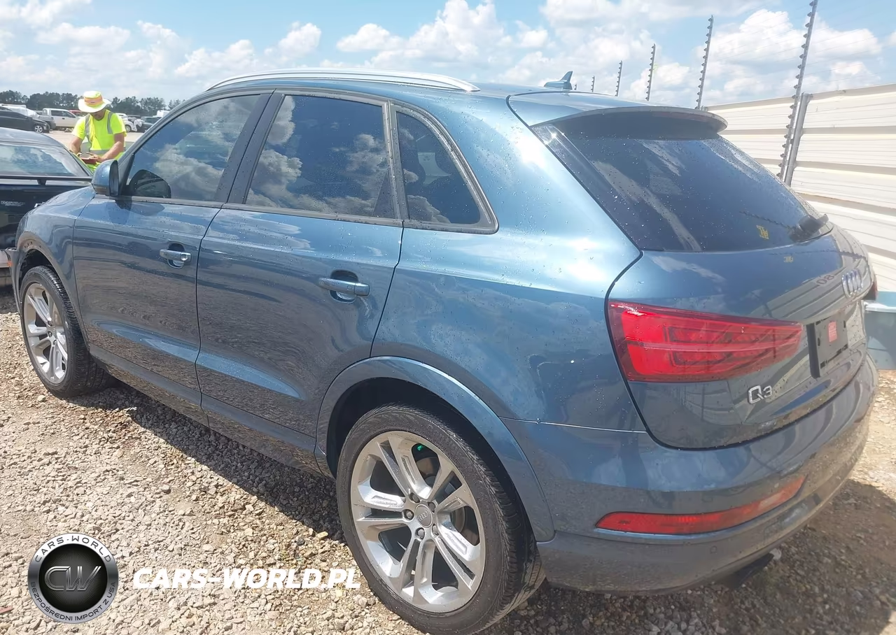 2018 Audi Q3 2.0T Premium-2.0T Sport Premium VIN:WA1BCCFS3JR008241 - 3