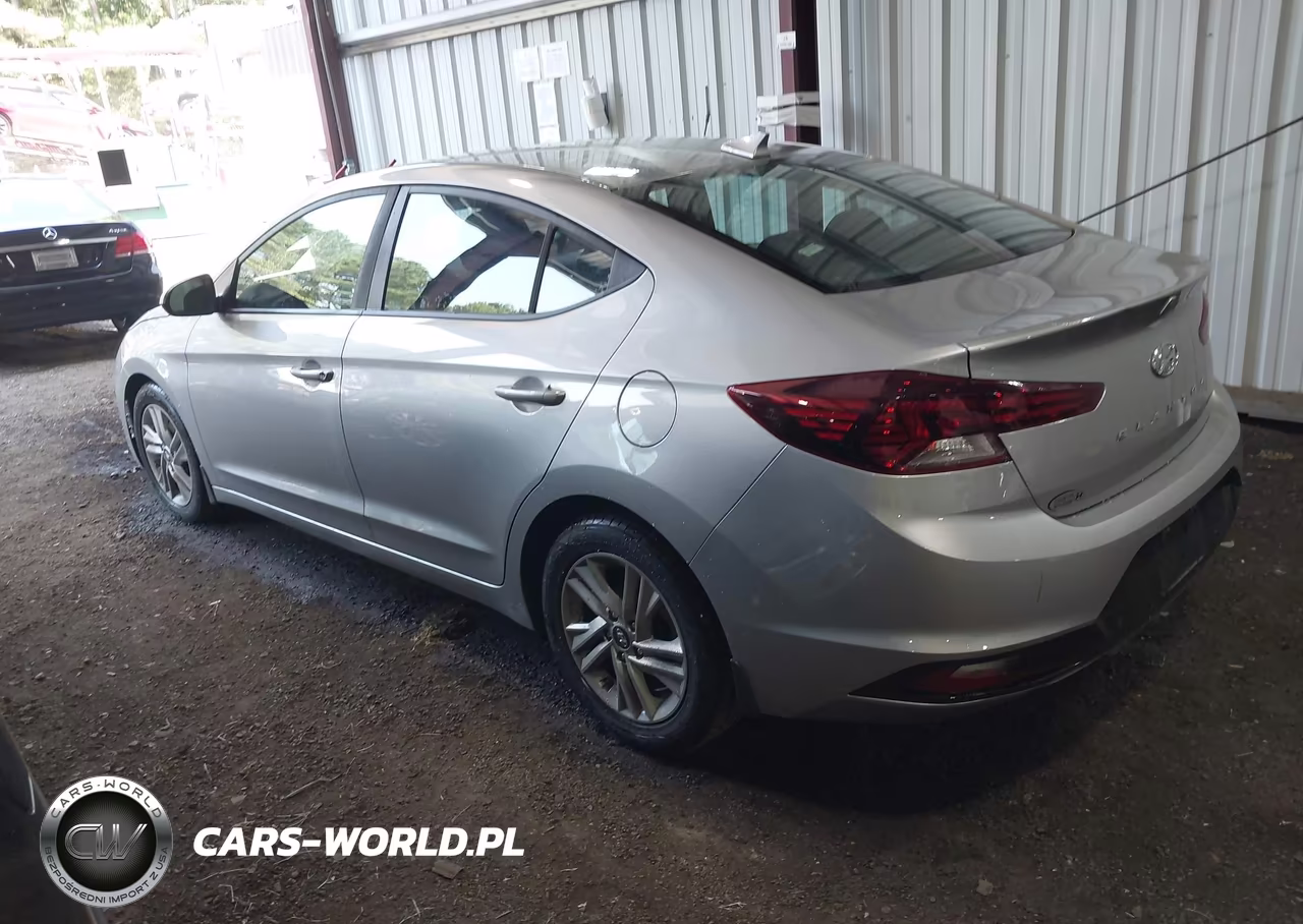 2020 Hyundai Elantra Sel VIN:5NPD84LF2LH567111 - 3