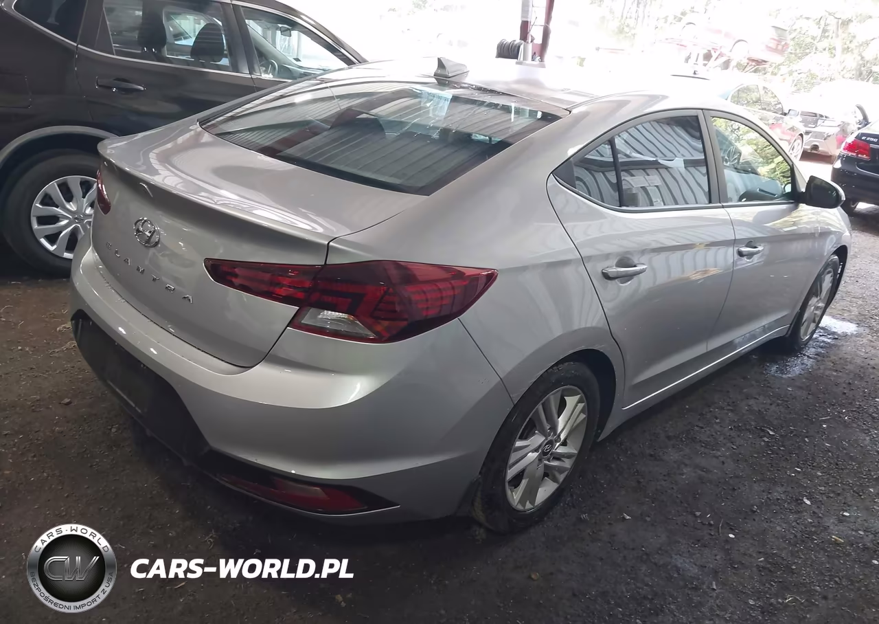 2020 Hyundai Elantra Sel VIN:5NPD84LF2LH567111 - 4