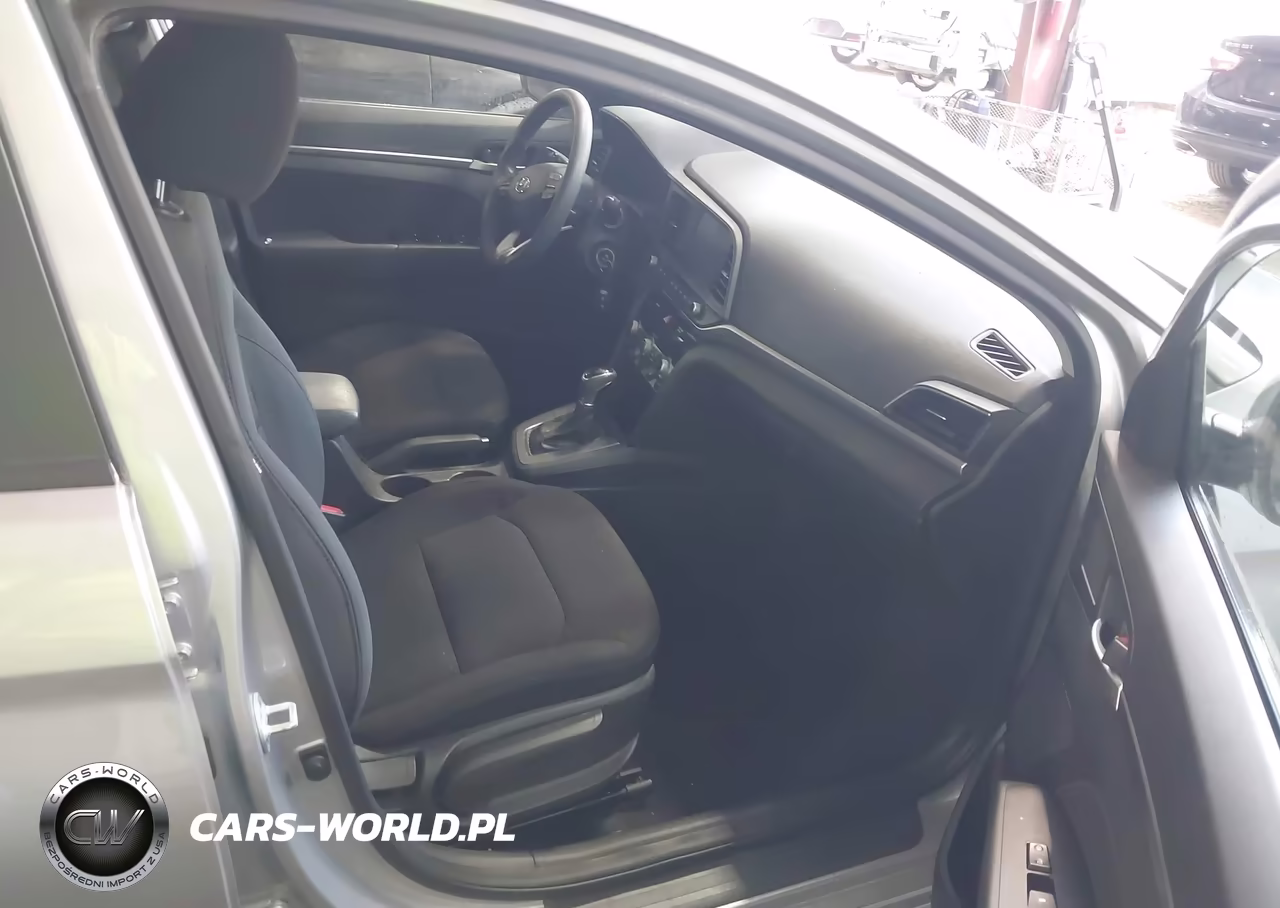 2020 Hyundai Elantra Sel VIN:5NPD84LF2LH567111 - 5