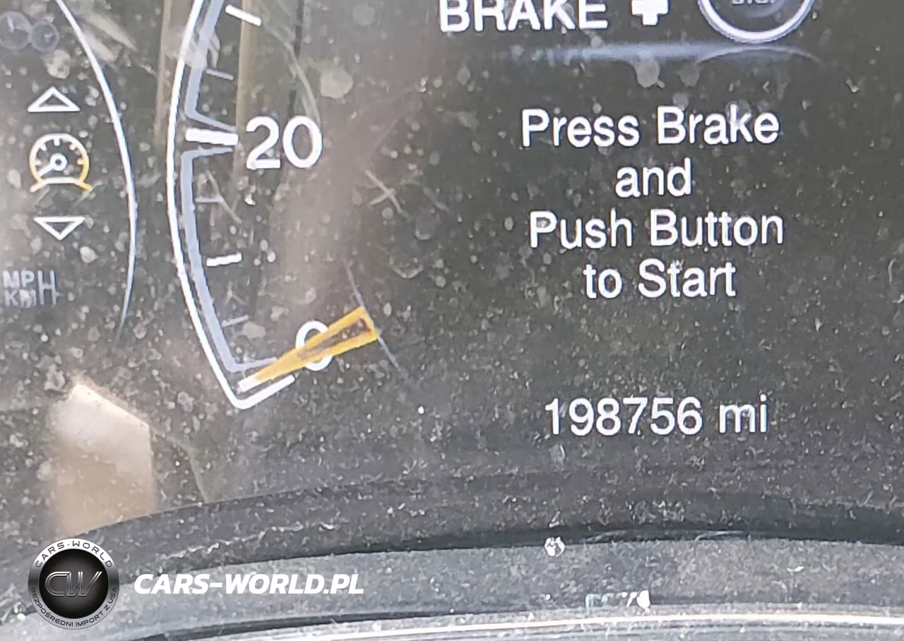 2015 Jeep Grand Cherokee Laredo VIN:1C4RJFAG9FC827859 - 15