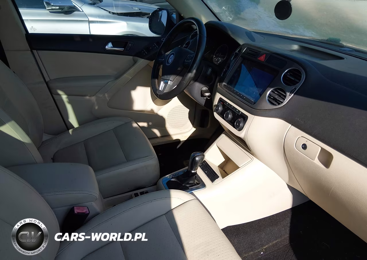 2011 Volkswagen Tiguan Se VIN:WVGBV7AX8BW541825 - 5