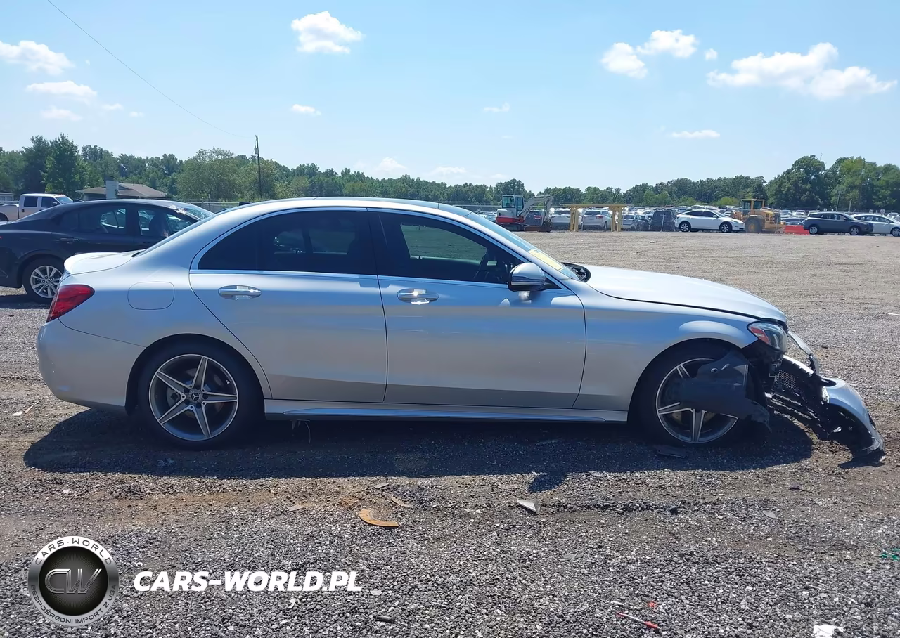 2018 Mercedes-Benz C 300 4Matic VIN:55SWF4KB0JU280941 - 14