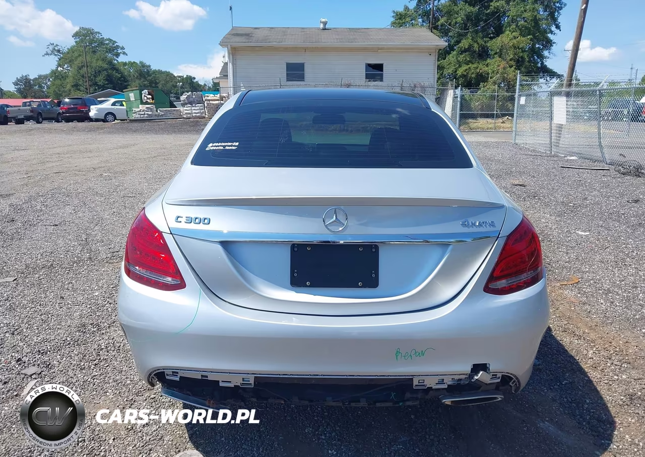 2018 Mercedes-Benz C 300 4Matic VIN:55SWF4KB0JU280941 - 17