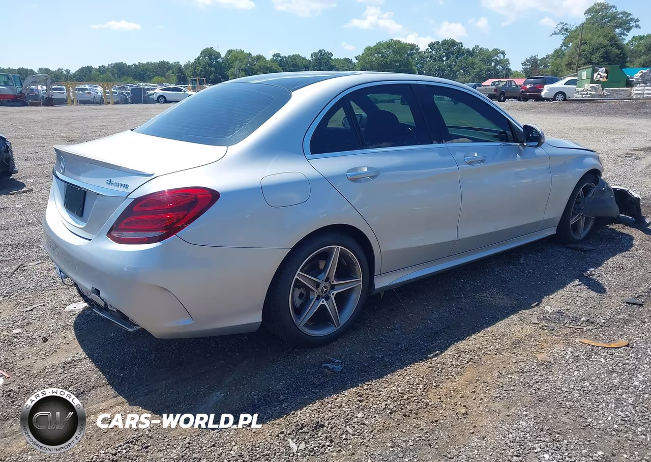 2018 Mercedes-Benz C 300 4Matic VIN:55SWF4KB0JU280941 - 4