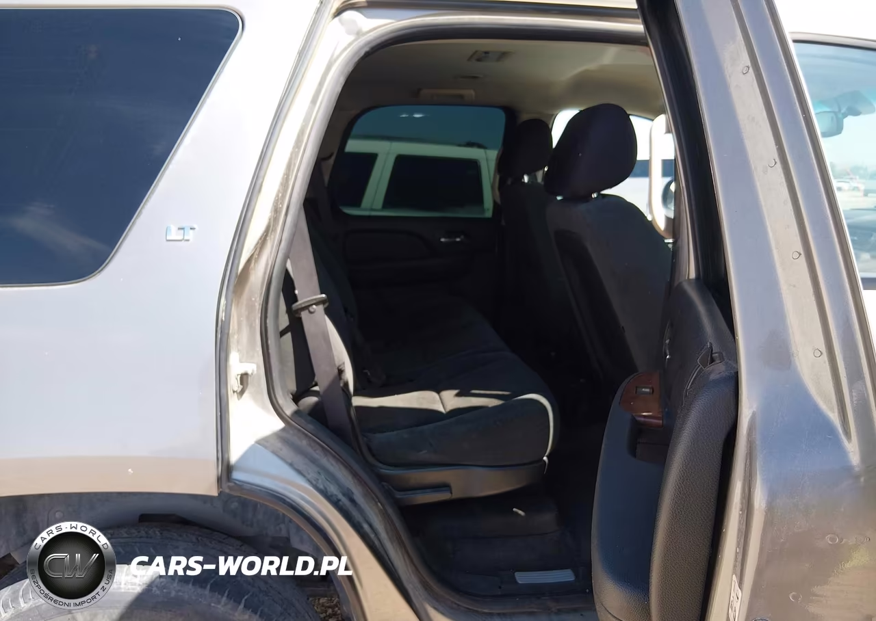 2008 Chevrolet Tahoe Lt VIN:1GNFK130X8J219695 - 8