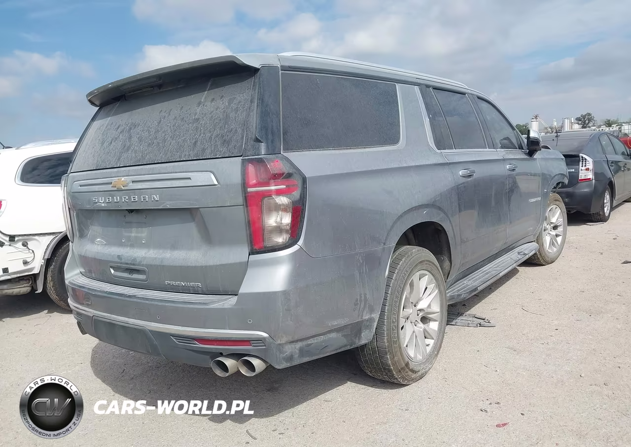 2023 Chevrolet Suburban C1500 Premier VIN:1GNSCFKD1PR164602 - 4