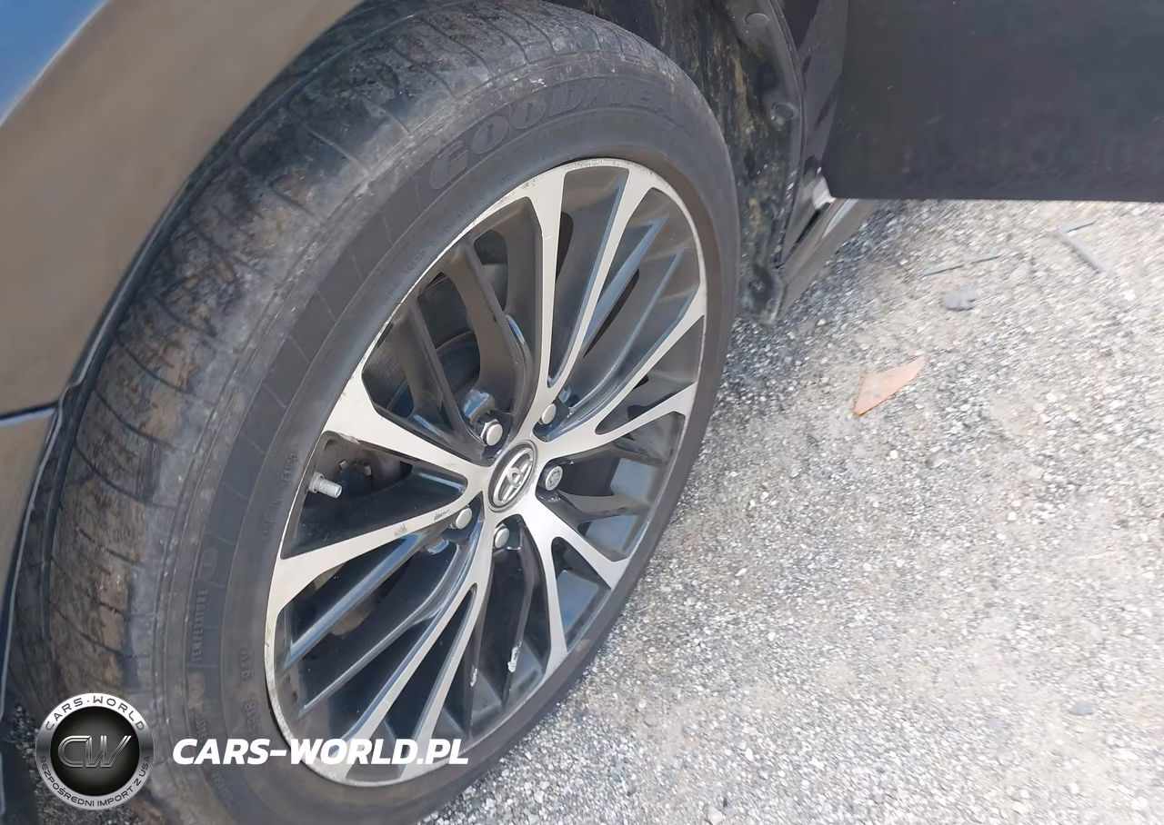 2018 Toyota Camry Se VIN:4T1B11HK0JU560575 - 12