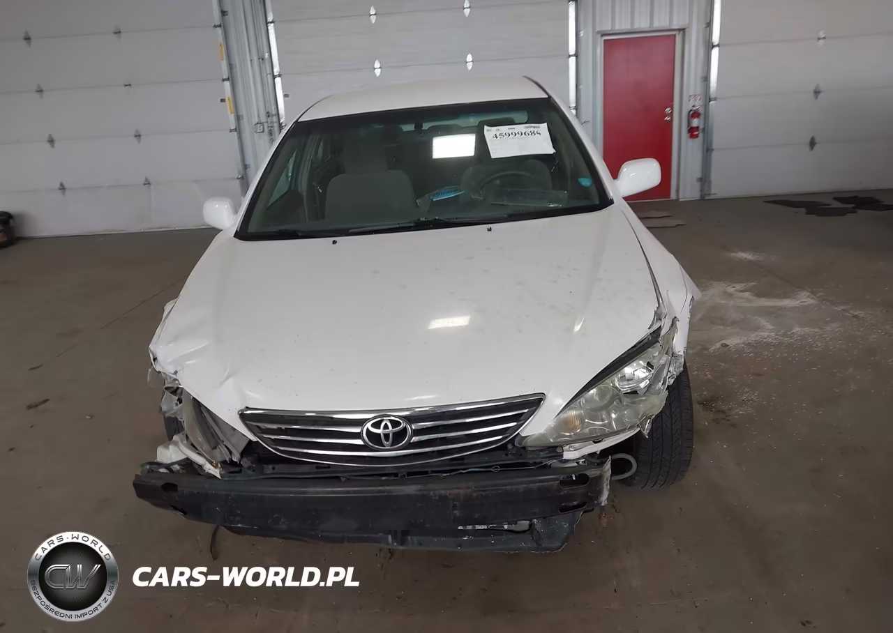 2005 Toyota Camry Le VIN:4T1BE32K15U613671 - 12