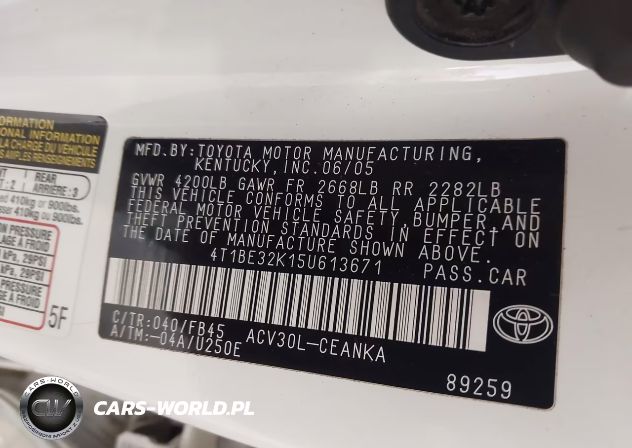 2005 Toyota Camry Le VIN:4T1BE32K15U613671 - 9
