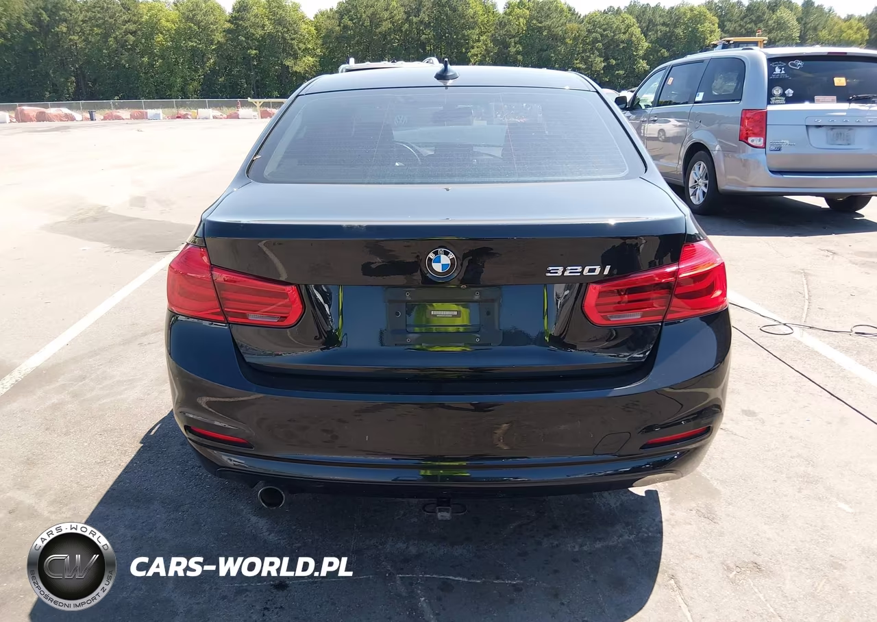 2018 BMW 320I VIN:WBA8A9C53JAD26933 - 16