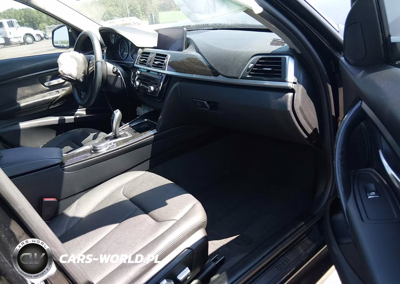 2018 BMW 320I VIN:WBA8A9C53JAD26933 - 5