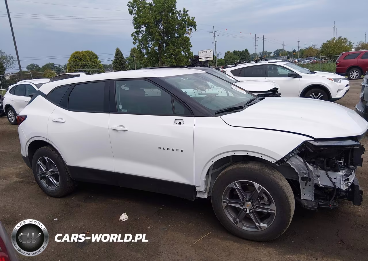 2025 Chevrolet Blazer Fwd 2Lt VIN:3GNKBCR4XSS221604 - 13