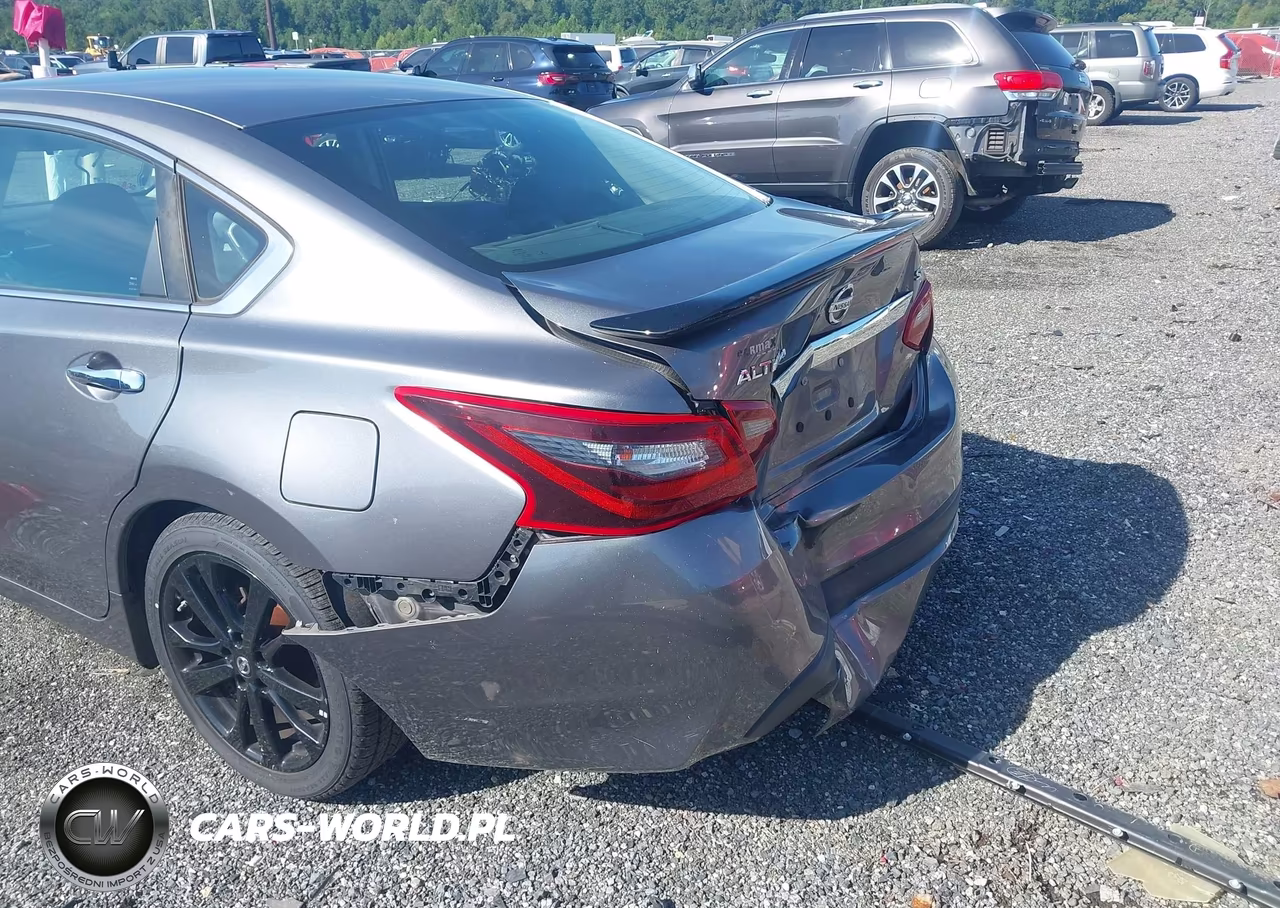 2017 Nissan Altima 2.5 Sr VIN:1N4AL3AP9HC492682 - 6