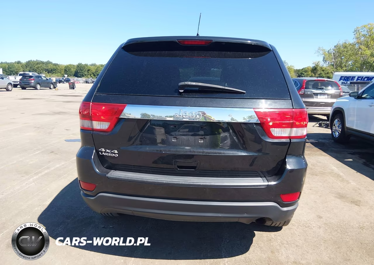 2013 Jeep Grand Cherokee Laredo VIN:1C4RJFAG3DC548968 - 16