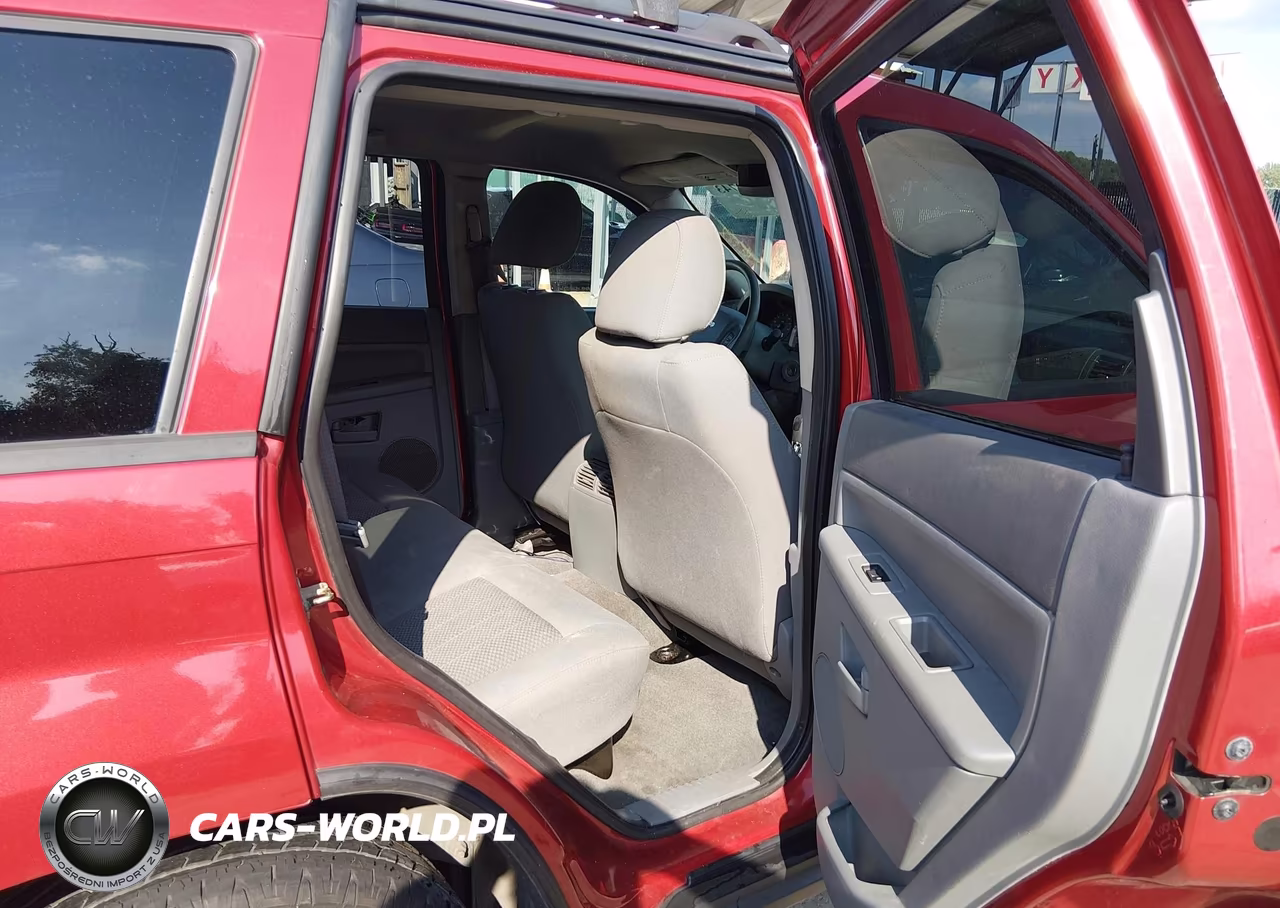 2006 Jeep Grand Cherokee Laredo VIN:1J4GR48K36C176897 - 8