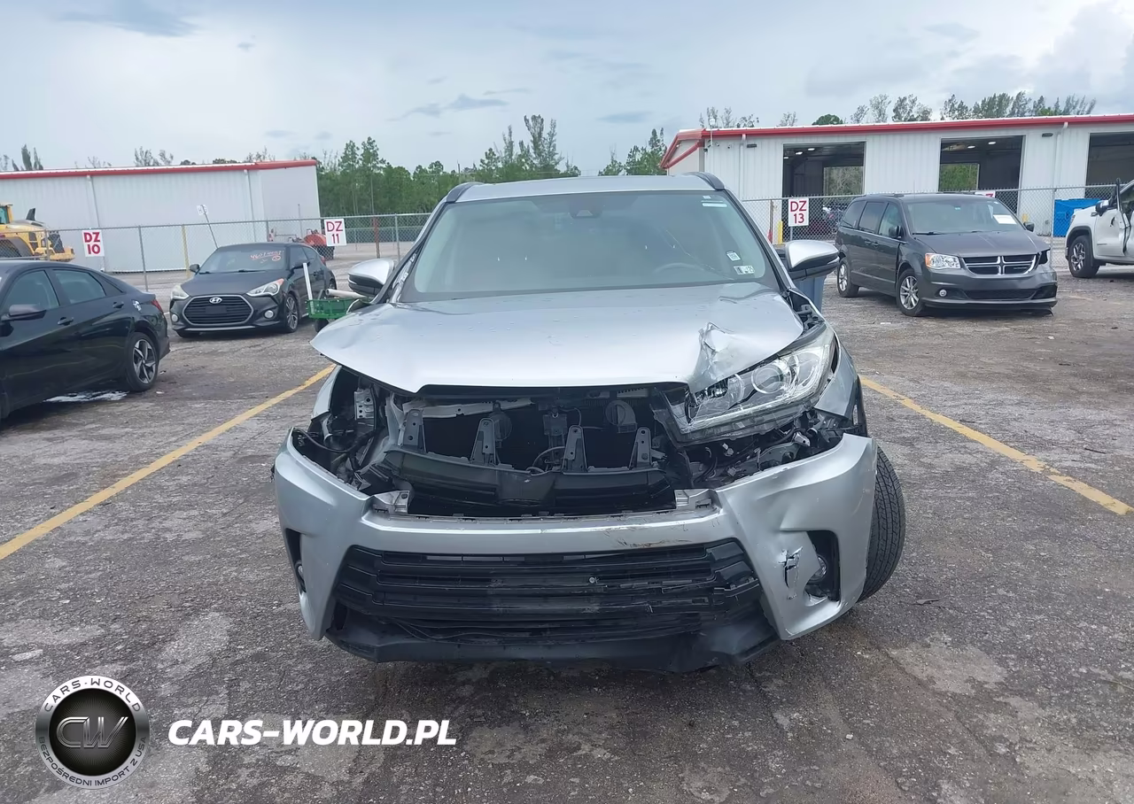 2017 Toyota Highlander Se VIN:5TDJZRFHXHS371395 - 12