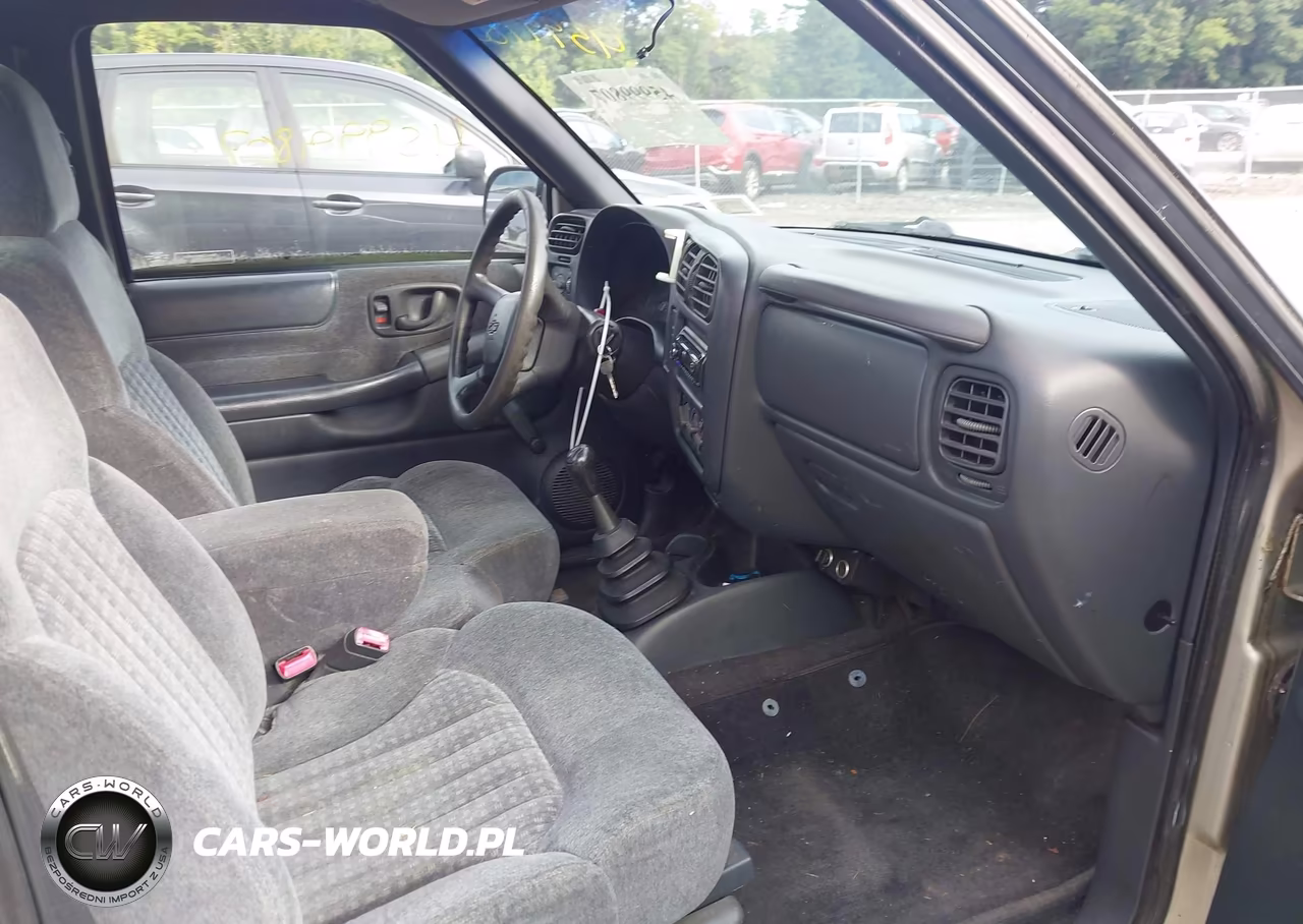 1999 Chevrolet S-10 Ls VIN:1GCCS1441XK218375 - 5