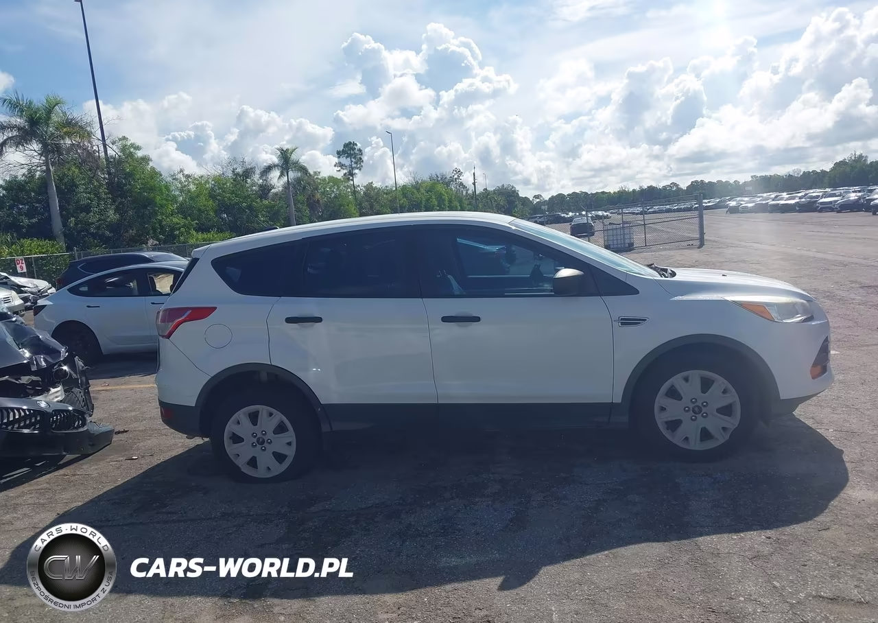 2015 Ford Escape S VIN:1FMCU0F76FUB50875 - 14