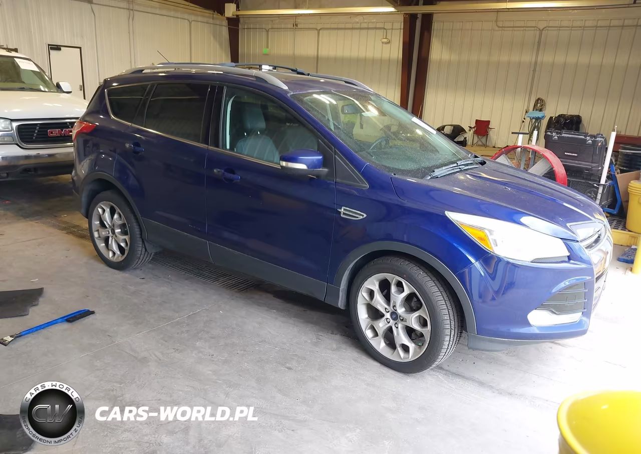 2015 Ford Escape Titanium – zdjęcie 1 z 11