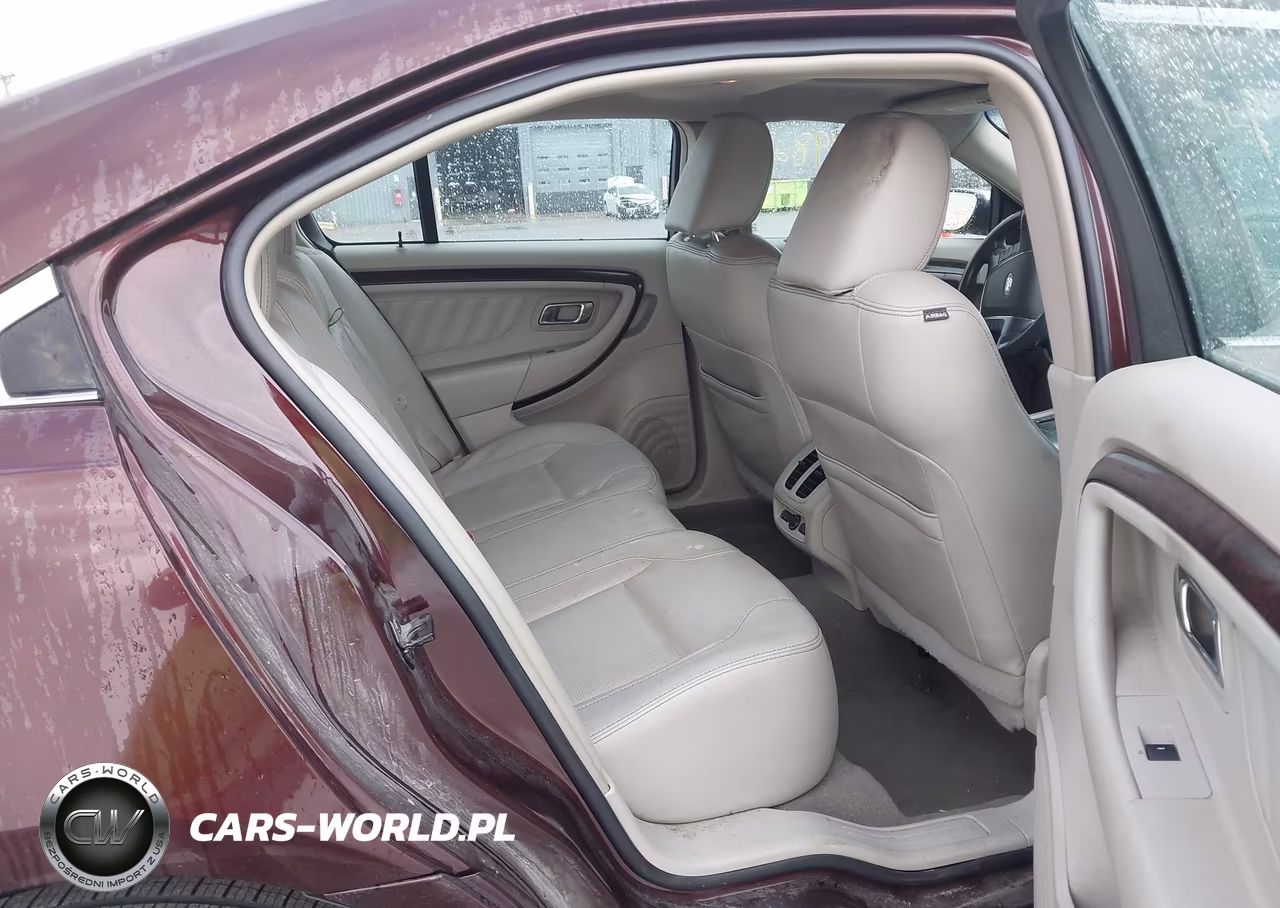 2010 Ford Taurus Limited VIN:1FAHP2FW9AG120707 - 8